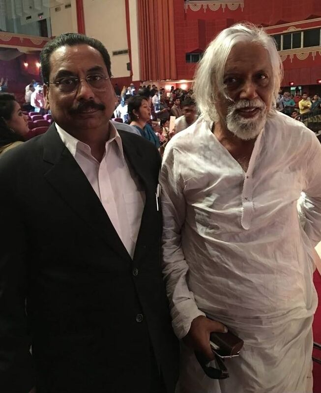 Aloke Kumar with Aveek Sarkar (on the right)